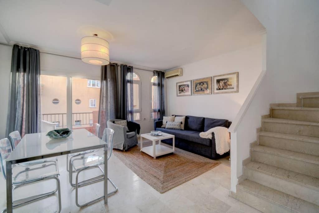 Апартаменти Duplex Con Vistas Al Mar Ла-Лінеа-де-ла-Консепсьйон Екстер'єр фото