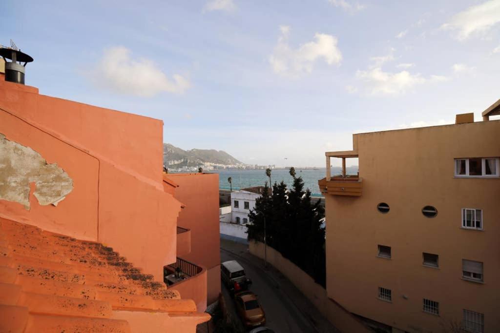 Апартаменти Duplex Con Vistas Al Mar Ла-Лінеа-де-ла-Консепсьйон Екстер'єр фото
